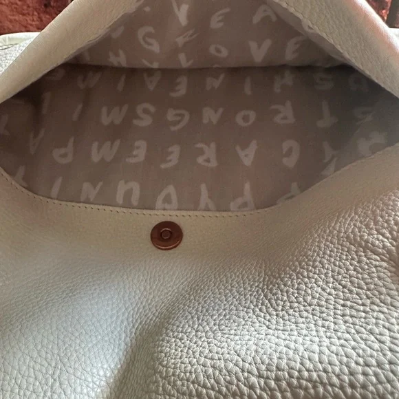 NWT Aimee Kestenberg White Leather Crossbody Bag with pockets and wide strap. - Picture 16 of 16